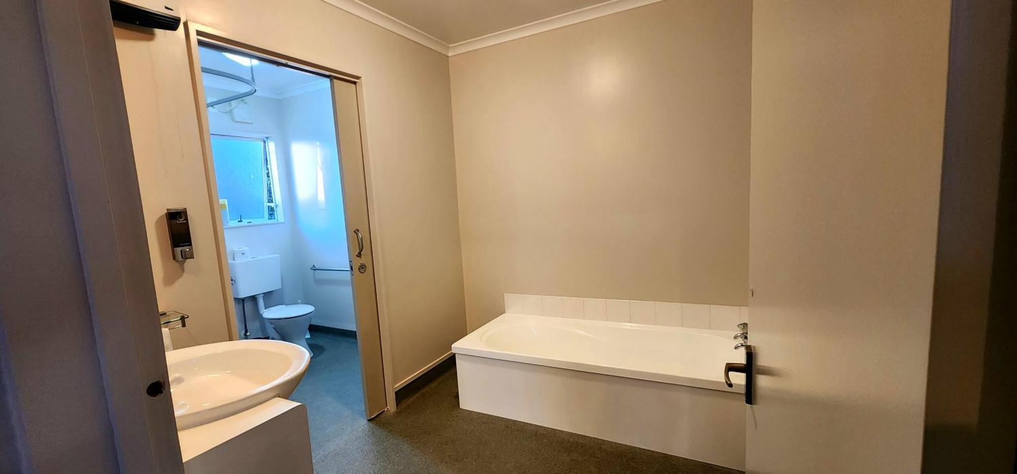 Acorn Estate Motel มาสเตอร์ตัน ภายนอก รูปภาพ
