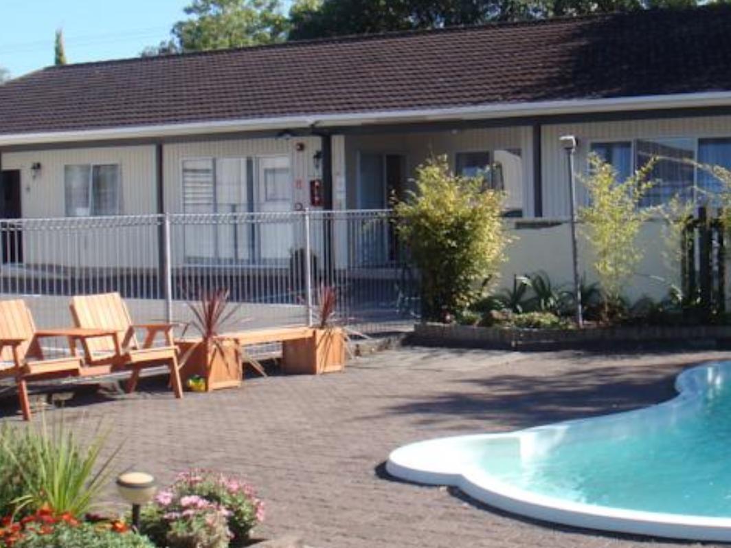 Acorn Estate Motel มาสเตอร์ตัน ภายนอก รูปภาพ
